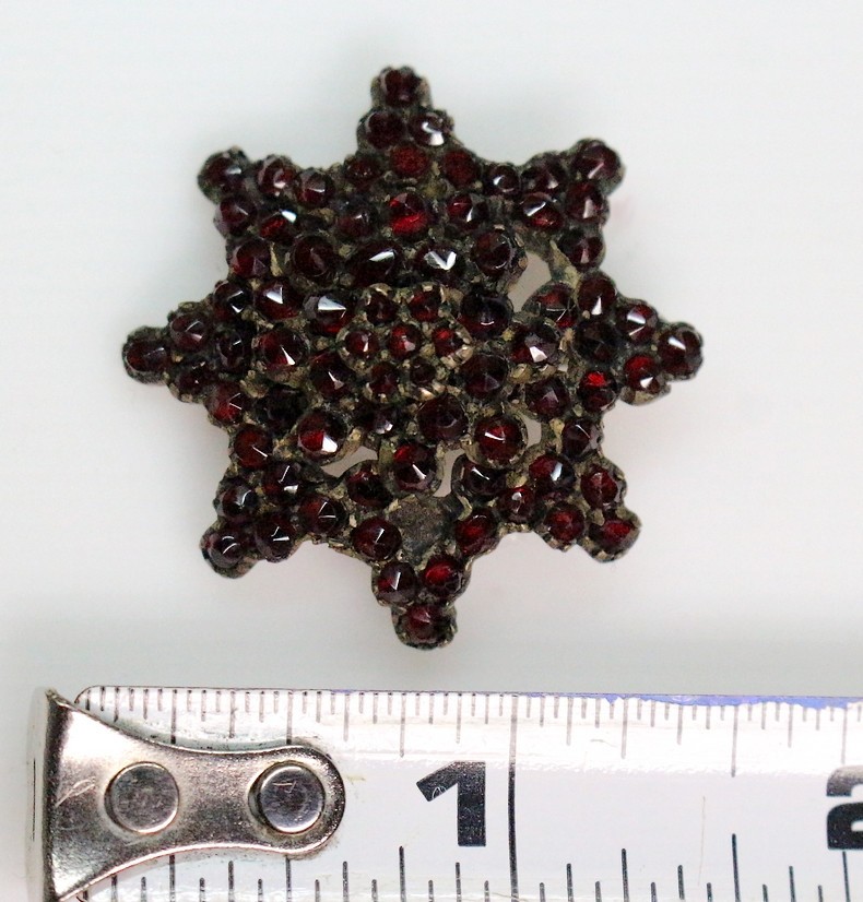 Vintage Antique Bohemian Garnet Star Cluster Brooch Pin