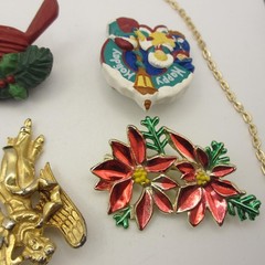 Vintage Christmas Jewelry Lot Santa Tree Angel Snowman Cardinal Poinsettia