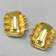 Dangle Drop Earrings Clip On Gold Tone Textured Raised Stripe Chunky Vtg 1.25″
