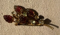 Vintage Austrian Rhinestone Crystal Brooch Pin Gold Tone Floral Wheat Stalk