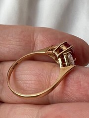 VINTAGE SOLID 10K GOLD RUBY RED WHITE CZ CUBIC ZIRCONIA RING ENGAGEMENT WEDDING
