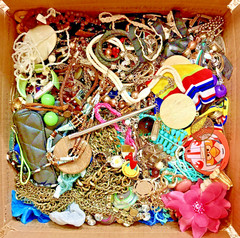 22LBS Modern Vintage Tangled Broken Wearable Craft Repurpose Junk Jewelry Lot