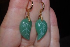Vintage Genuine 14K GF Green Jadeite Jade Carved Leaf Hoop Earrings