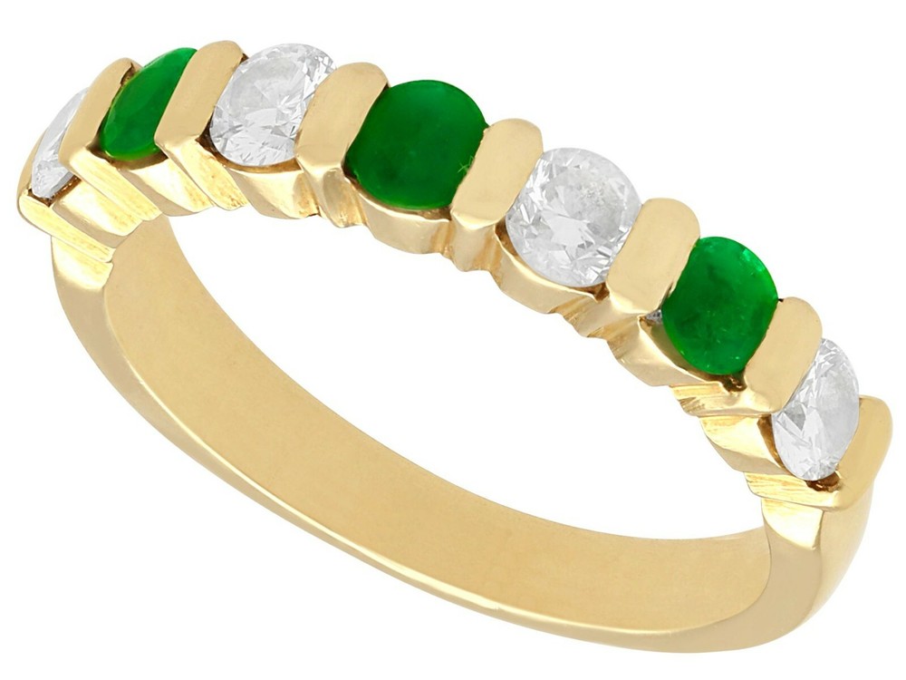 Vintage French 0.55 Ct Emerald and 0.80 Ct Diamond 18k Yellow Gold Ring 1980s