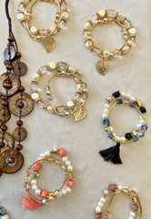 Vintage New Gold Snake Wood Glass Rock Chip Bead Necklace Bracelet Lot 195
