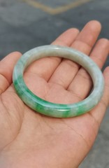MADE IN-HOUSE Certifiable Grade-A Untreated Burmese Jadeite Jade Bangle (52.2mm)
