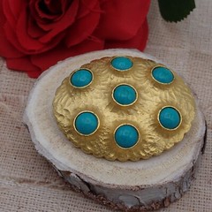 Vintage Matte Gold Tone Howlite Cabochon Oval Pin Brooch by Ballet