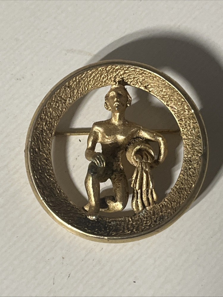 Vintage Crown Trifari Gold-tone Aquarius Zodiac Pin Brooch Signed