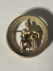 Vintage Crown Trifari Gold-tone Aquarius Zodiac Pin Brooch Signed