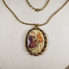 Vintage Porcelain Cameo Lover Dance Courting Couple Gold Tone Pendant 23″ Chain