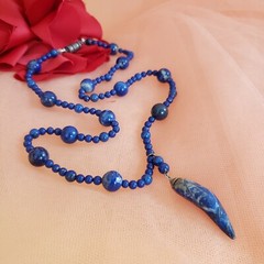 Vintage Lapis Lazuli 20” Long Necklace with Horn Pendant 32g Beauty