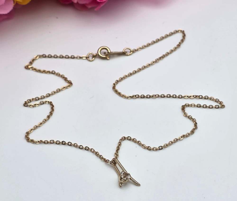Vtg. Amway Gold Tone Abstract Crystal Pendant Necklace Dainty Minimalist 15.5 in