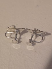 Vintage Maple Leaf Screw Back Earrings Silver Tone Marcasite Style 1″ Stud