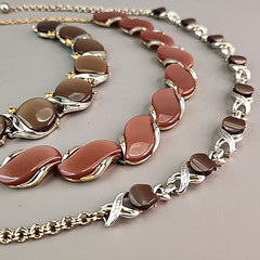 Vintage Thermoset Necklace Bracelet Lot of 3 Brown Gold Tone 17″