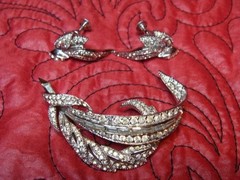 Vintage JOMAZ Rhinestone Rhodium Plated Brooch & Earrings