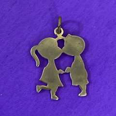 Vintage Charm Necklace Pendant Kissing Couple First Kiss Charm Silver Tone Metal