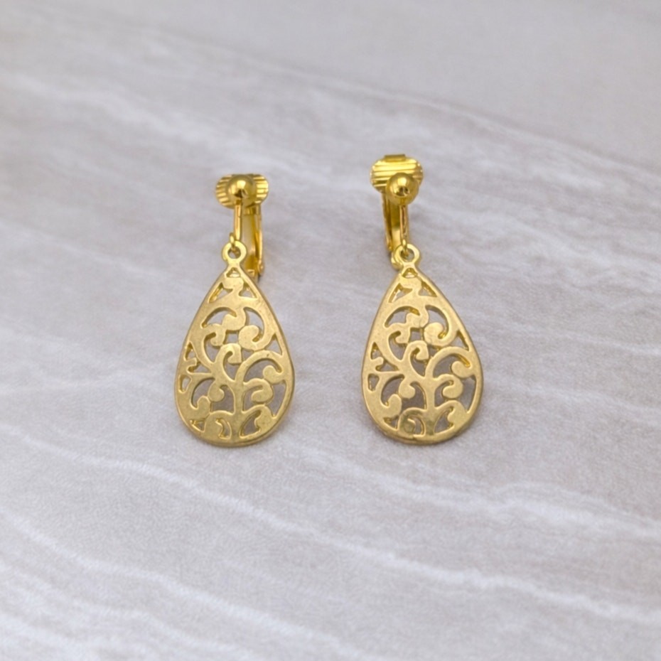 Vintage Clip On Earrings Gold Tone Ornate Cut Out Teardrop Shape Dangle Drop