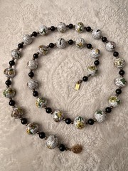 Vintage Chinese Export Cloisonné Beaded Necklace Black Green Floral Enamel 32”
