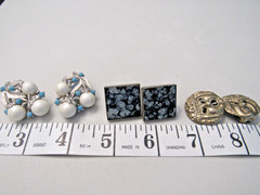 LOT OF 33 VINTAGE EARRINGS CLIP SCREWBACK ENAMEL RHINESTONE EISENBERG SARAH COV