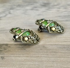 Vintage SELRO SELINI Buccaneer PIRATE Earrings Green w/ Pearls & Rhinestones