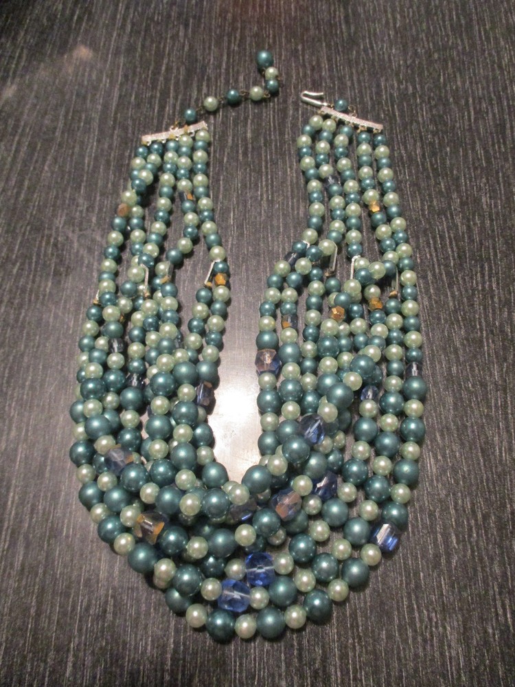 Vintage Glamor Blue Crystal Faux Teal Pearl Bead Chunky Multi Strand Necklace!