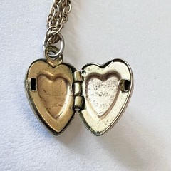 Vintage 1/20 12K GF Heart Shaped Locket and Chain Necklace Signed H.F.B. – 2.82g