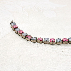 BRACELET pastel blue pink glass faux gem silvertone metal box clasp vintage 7″ c