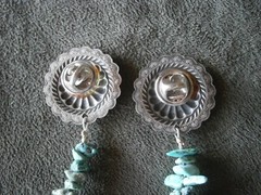 Silvertone Southwestern Theme Turquoise Chips Sweater Dress Clip Collar Pin 30g