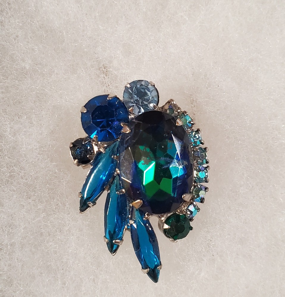 BLUE SAPPHIRE RHINESTONE BROOCH-PRONG SET STONES (mo-7)