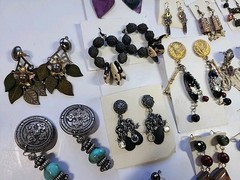 104 Pair Vtg-Now Western Boho Artisan Southwest Rhinestones Earrings Jewlery Lot