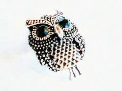 RHINESTONE OWL BROOCH!Wise Figural Animal Bird Motif Pin.Green Rhinestone Eyes.