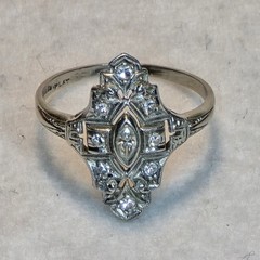Art Deco Platinum Diamond Ring Size 8.25 Vintage Engagement Ring 3.41 Grams