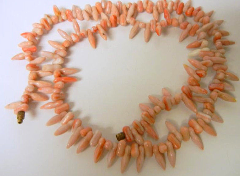 Vintage Art Deco Baby Teeth Shape Rose Pink Angel Skin Coral Necklace – Unique