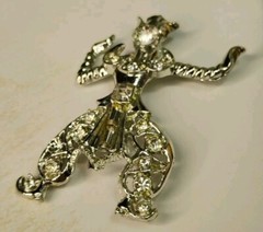 Thai Bali DANCER 2″ Exotic Figural Costume, Silver Tone Brooch, Clear Stones!
