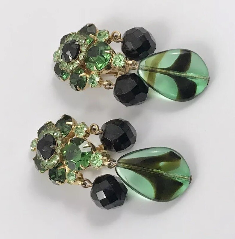 Rare Juliana D&E Green & Black Glass Dangle Clip Earring Book Piece. #1486