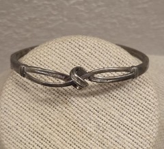 Unique Vintage Sterling Silver Moissanite Oval Safty Clamp Hinge Bangle Bracelet