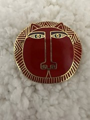 VTG Laurel Burch “Moon Tiger” Stud Cat Earrings Gold Tone/ red SIGNED 1”