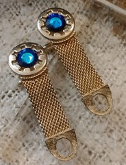 Vintage SWANK Gold Tone Mesh Cuff Links w/Blue Rivoli Stones, Nice!