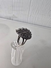 Vintage 925 Sterling Silver Marquesite Clear stone statement dome shiel ring TH