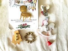 Vintage Christmas Jewelry Lot of 17 Pieces Earrings Pins Brooch Mixed Material
