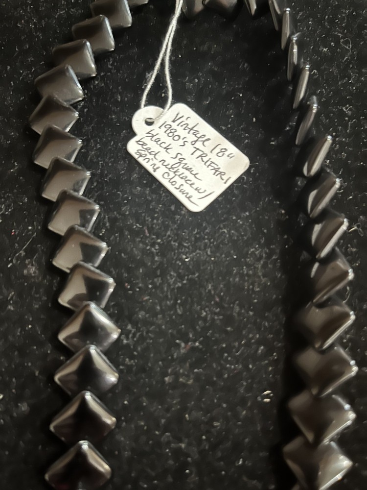 Vintage 1980s Trifari Black 18in Necklace