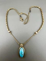 Liz Claiborne Necklace Faux Turquoise Glass Cabochon Pendant Gold Tone Signed 19