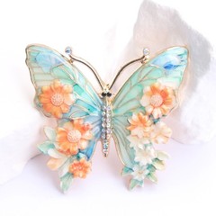Vintage Style Pastel Butterfly Brooch: Decorative Jewelry Pin, Ideal Present