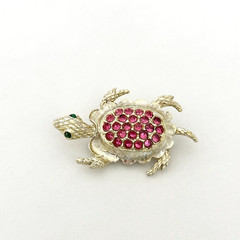 Vintage Pink Rhinestone Green Eyed Turtle Animal Gold Tone Brooch Pin