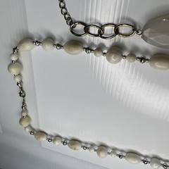 H1 Lot White Clear Resin Lucite Acrylic Boho Hippie 70s Mcm Mod Retro Necklaces