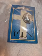 Vintage Scallop Shell Lapel Pin Small Size Silver Color Metal