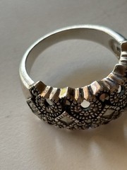 925 Sterling Silver Marcasite Ring Vintage Band Size 8 , 15 Stones Unisex