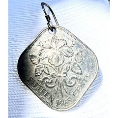 Bahamas Coin Earrings HRM Elizabeth 2nd Pierced 1969 Dangle 15 Cents VTG Gift