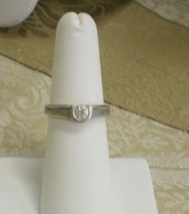 Cubic Zirconia CZ Solitaire in U Shape Sterling Silver Ring Size 6.25