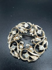 Lot of 3 Glamorous Vintage 1950’s – 1970’s Brooches Pins – Coventry & Unbranded